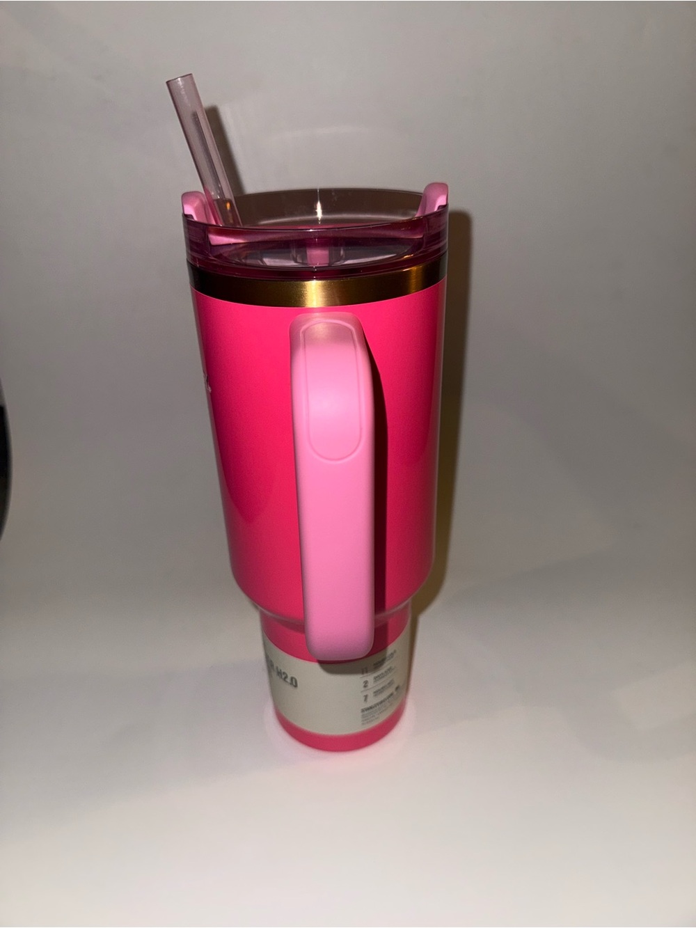 NWT Stanley Pink Parade Quencher H2.0 Tumbler with Straw 40 oz - Picture 4 of 5